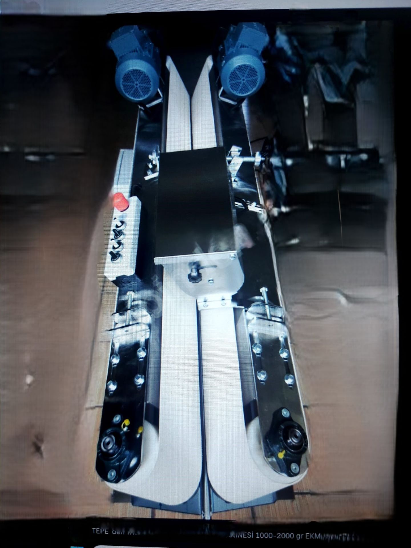 Yatay Hamur Yuvarlama Makinesi ( Büyük Ekmeklere Özel )